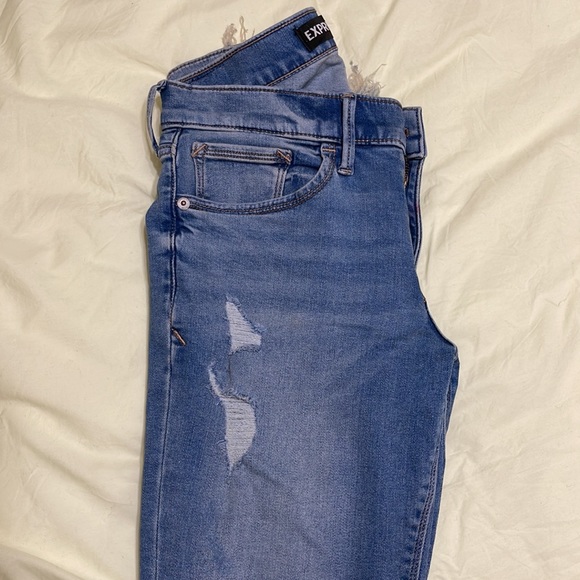 Like new. Ripped Express jeans. Washed blue. - Picture 4 of 5